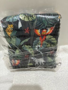 lug Cargo Compartment Packing Cube Wildlife NWT